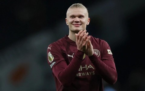 九游下载中心-哈兰德在TL比赛中最后时刻胜出，锐不可当引发热议！